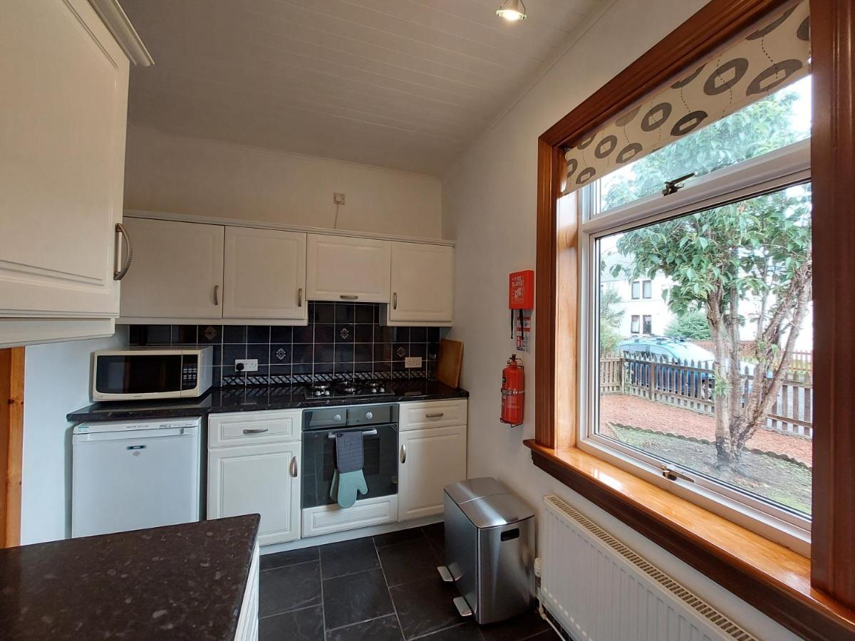 Cosy Flat In Innerleithen Bagian luar foto
